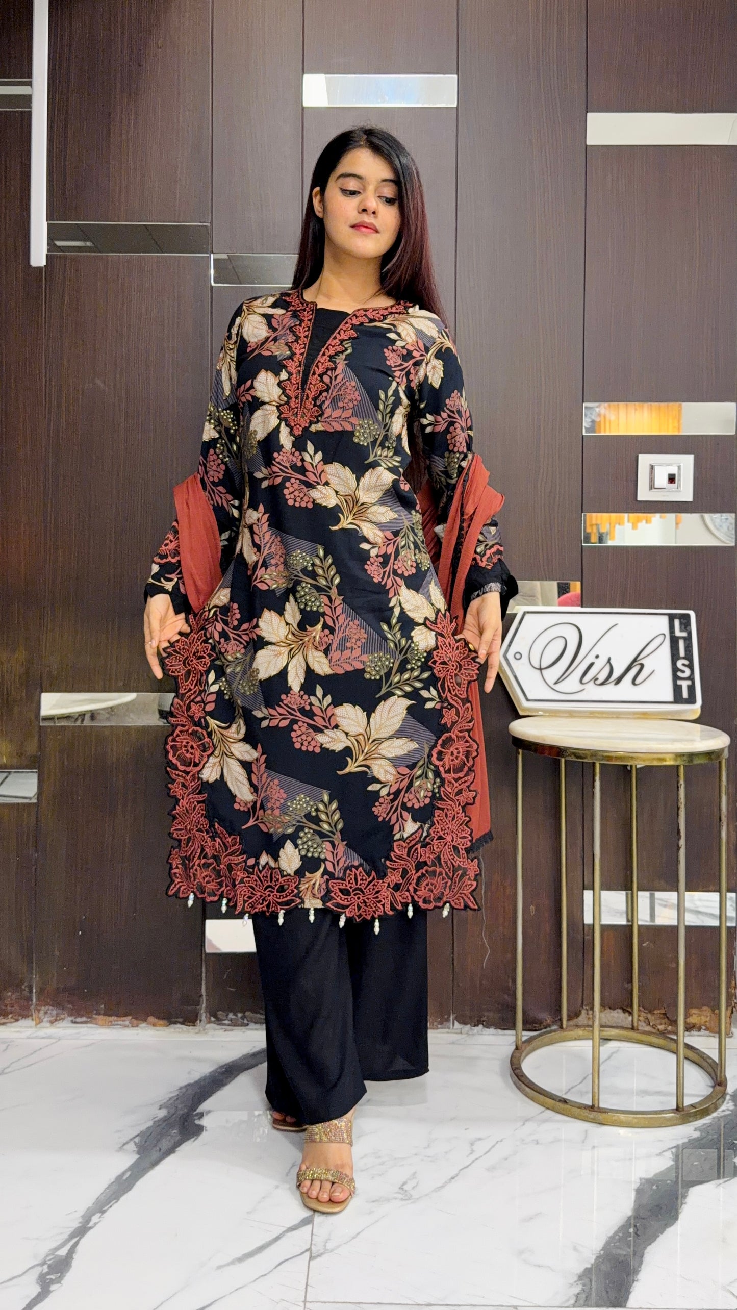 Gul Pakistani Suit 08