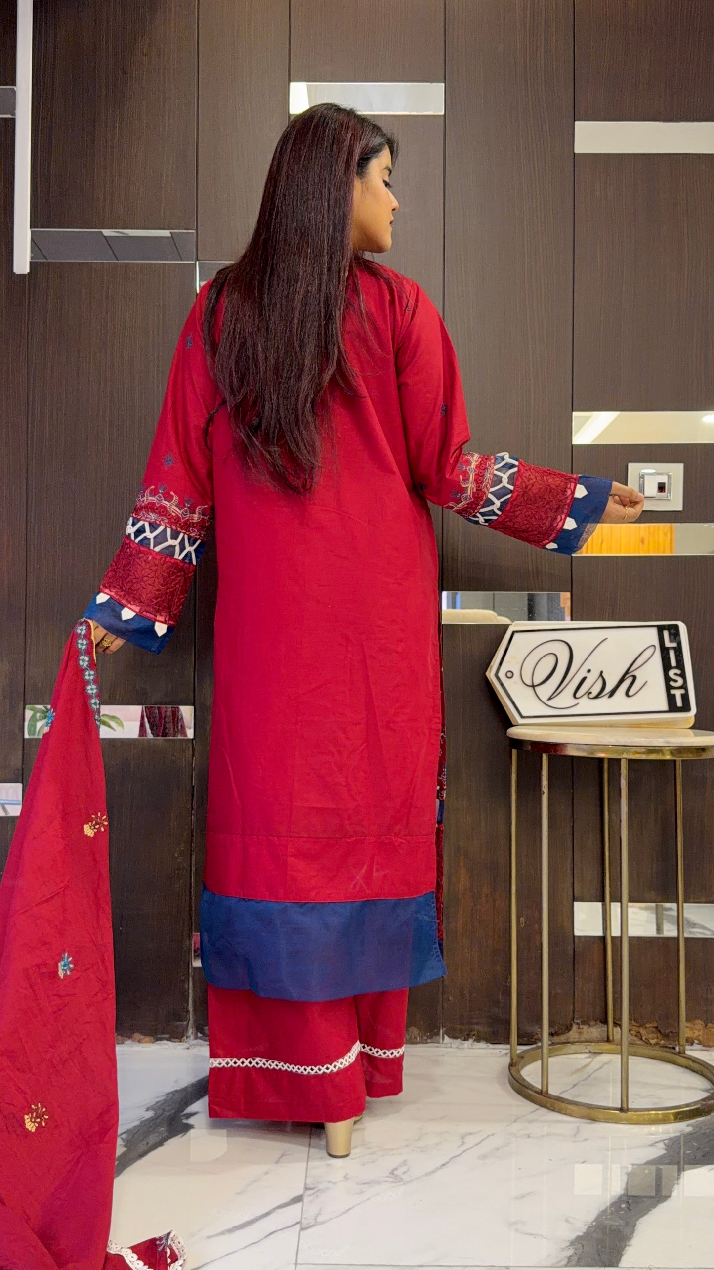 Yalina Pakistani Luxe Lawn Set 02