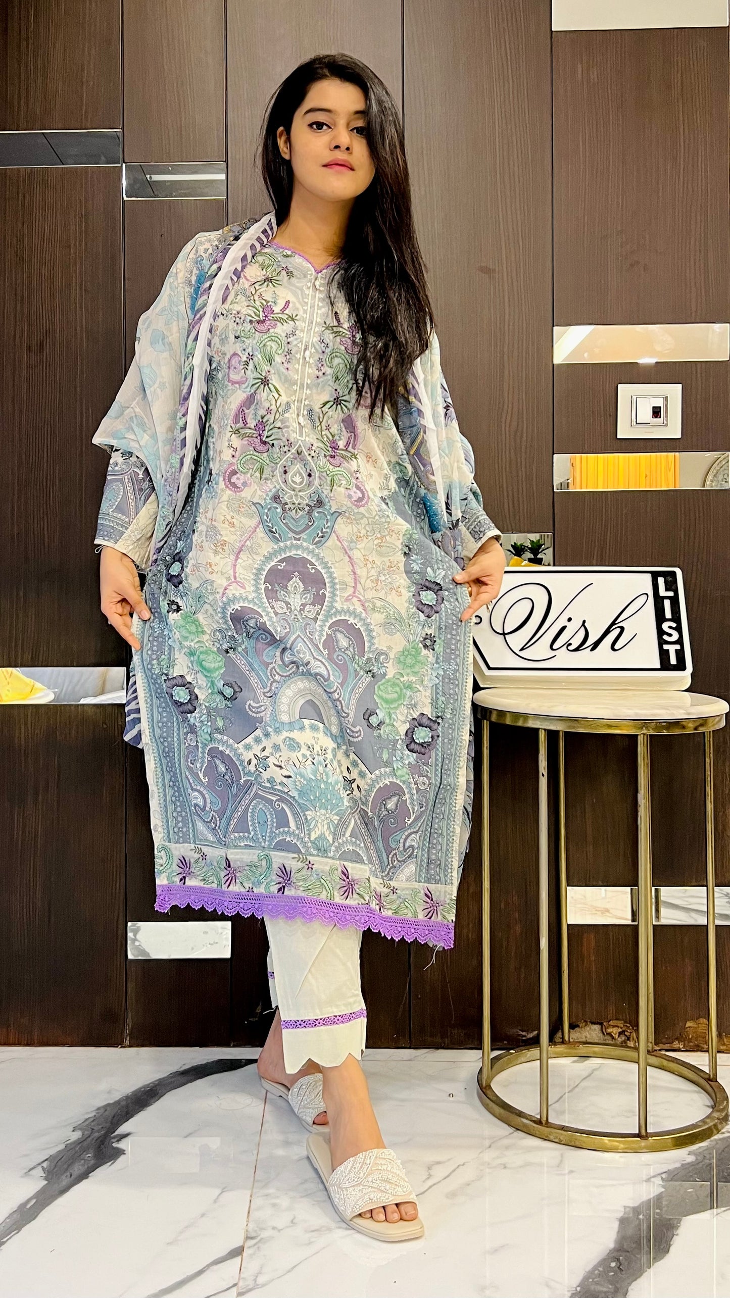 Aayat Pakistani Lawn Set 02