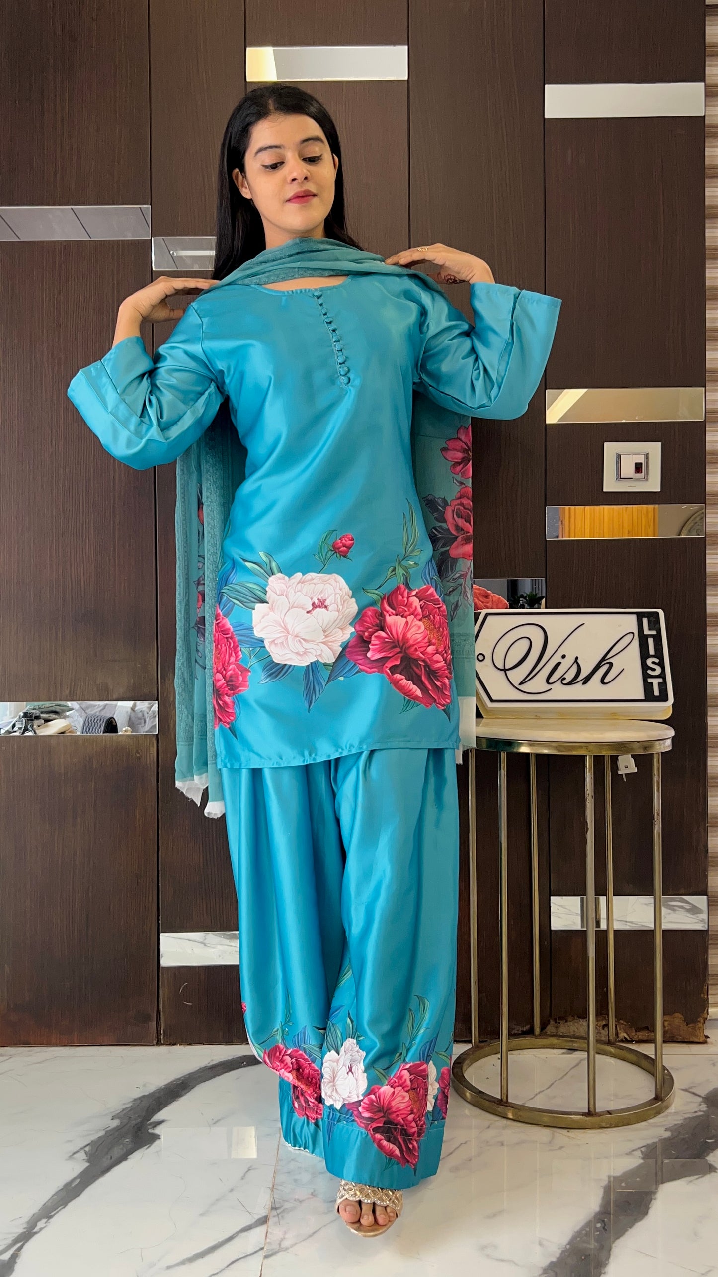 Ghazala Farshi Salwar Set 07
