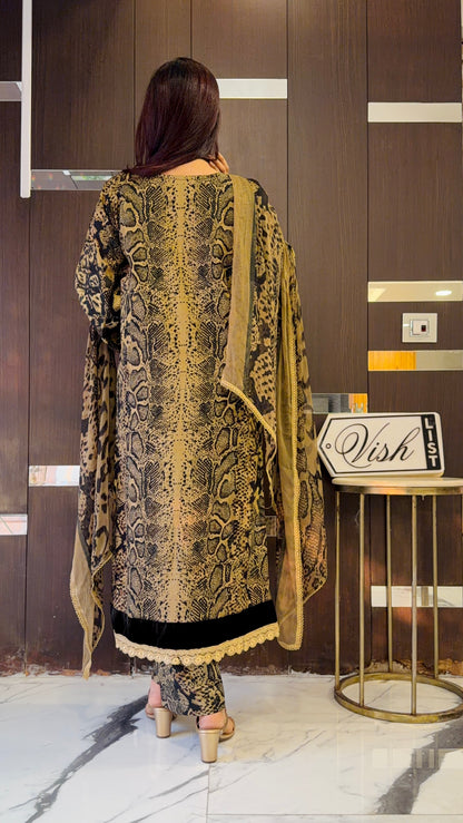 Masoom Pakistani Lawn Set 01