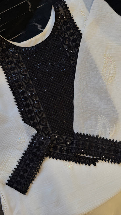 Yumna Pakistani Formal Set 01