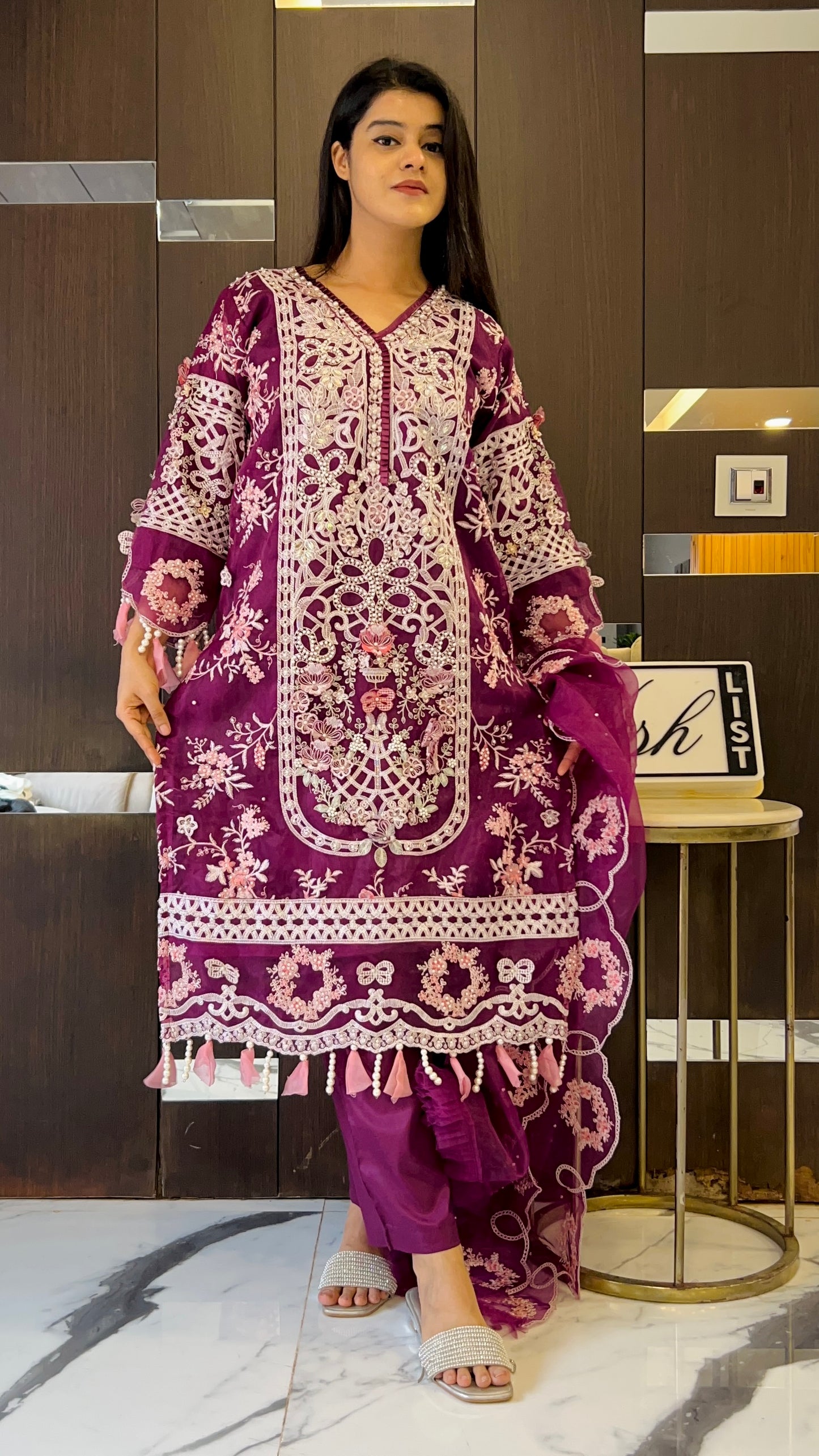 Mahenoor Pakistani Formal Set 06