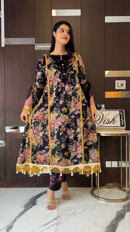 Laiba Pakistani Lawn Set 14