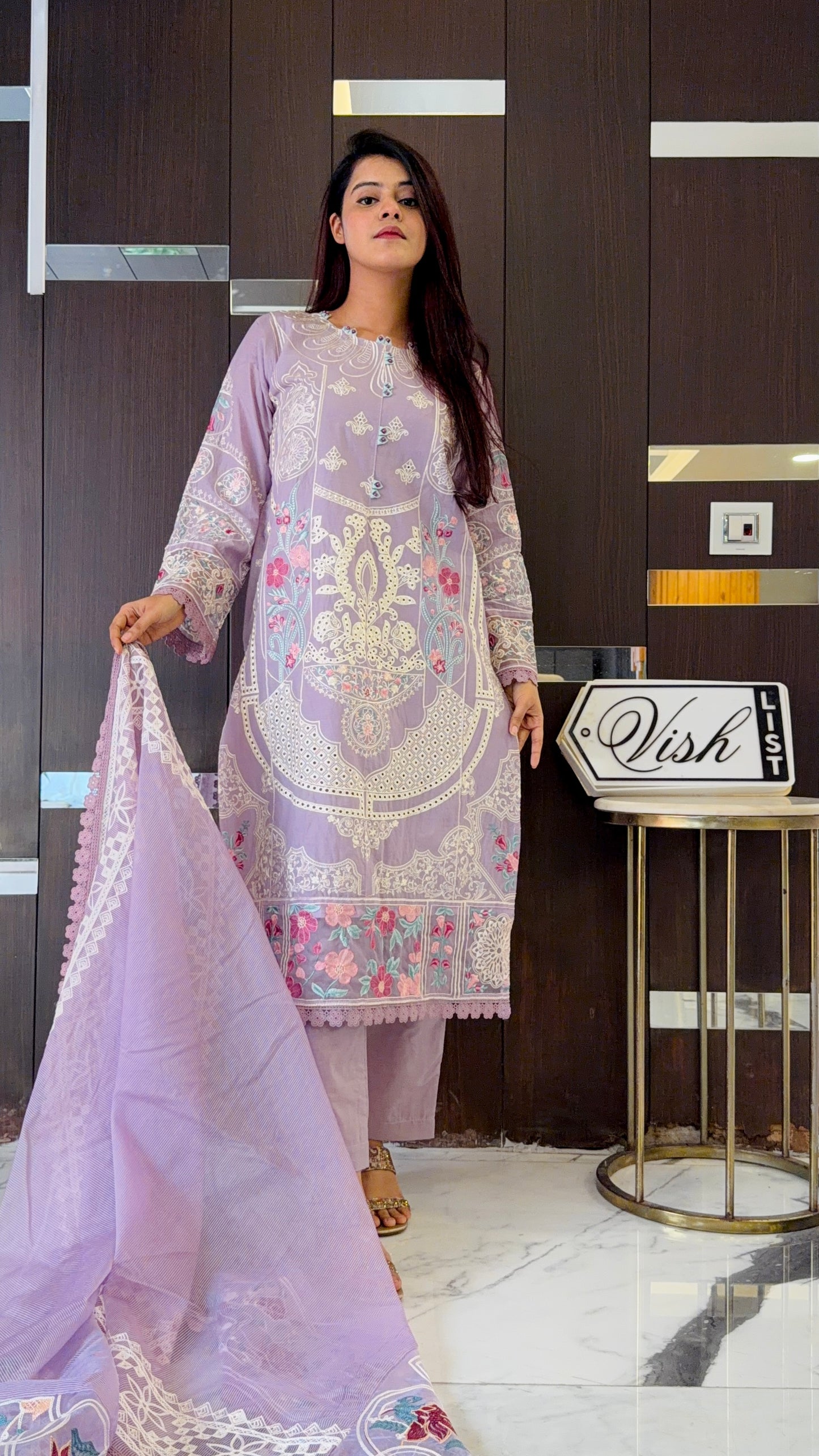 Jazmin Pakistani Luxe Lawn Set 05