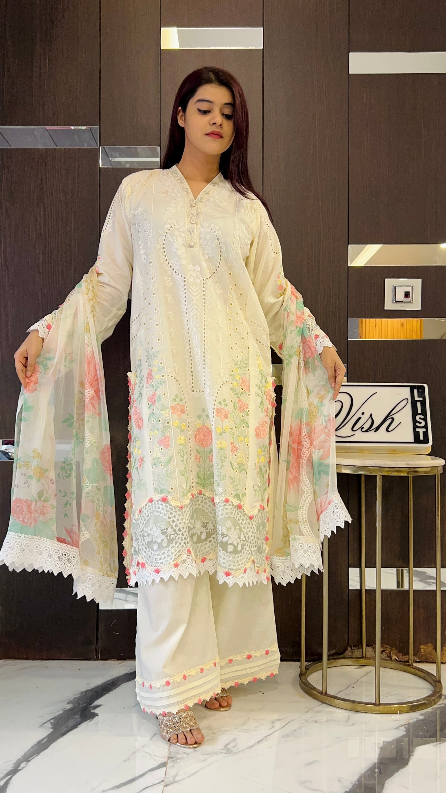 Hafza Pakistan Luxe Lawn Set 07