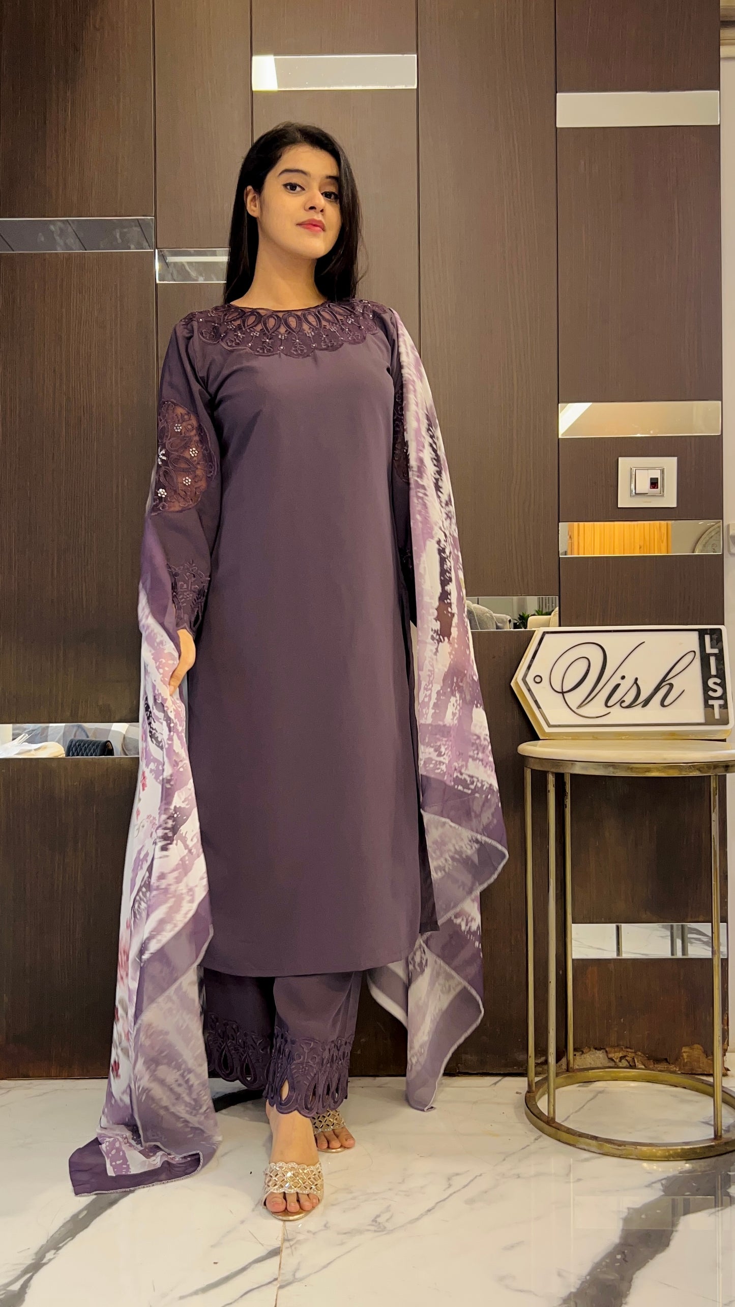 Zoya Semi-Formal Pakistani Suit 05