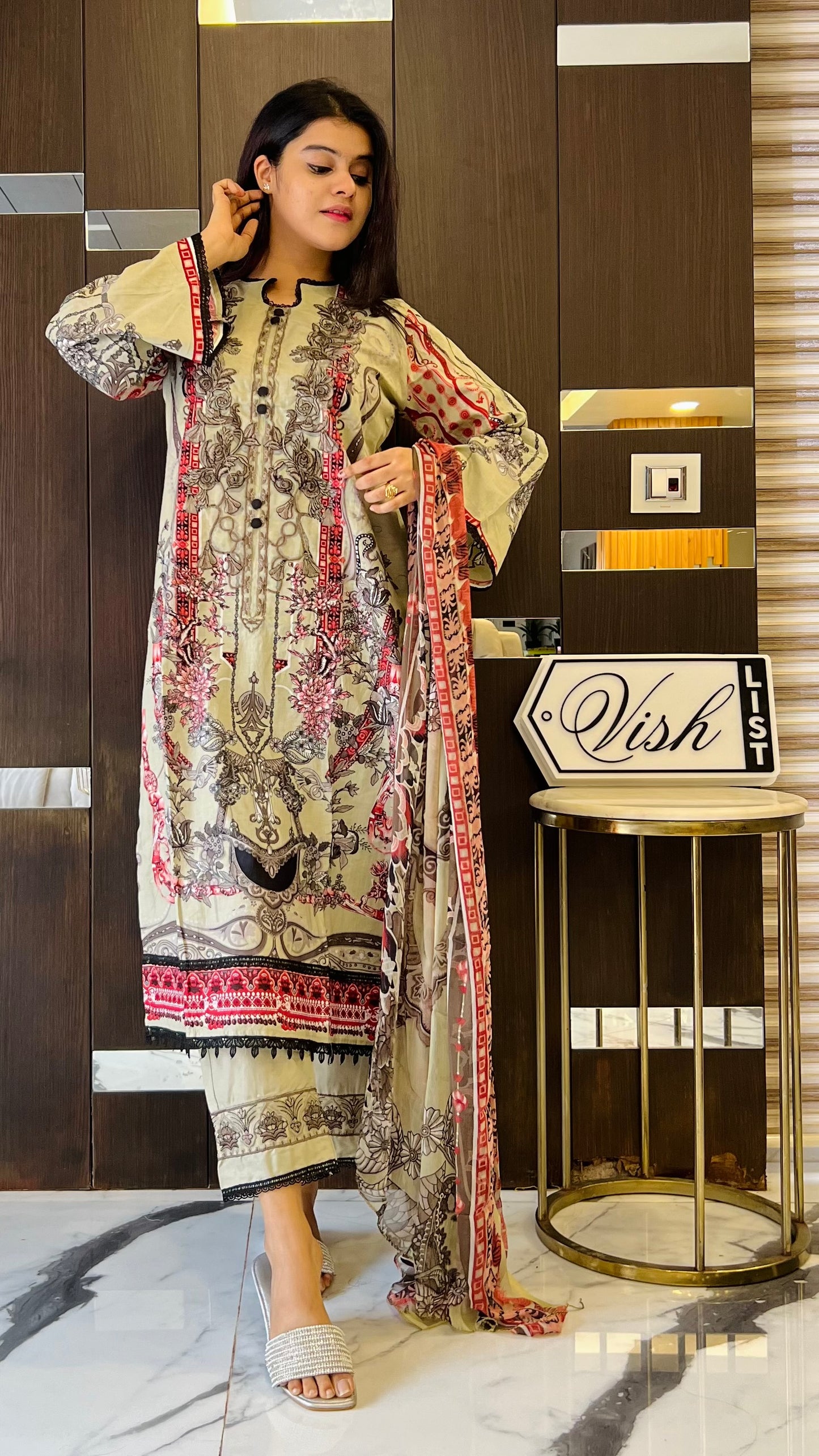 Pakistani Lawn Set LS 40