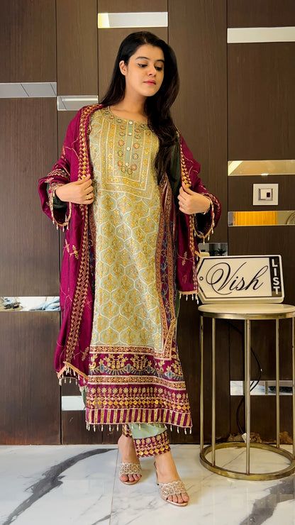 Zaheen Pakistani Suit 02