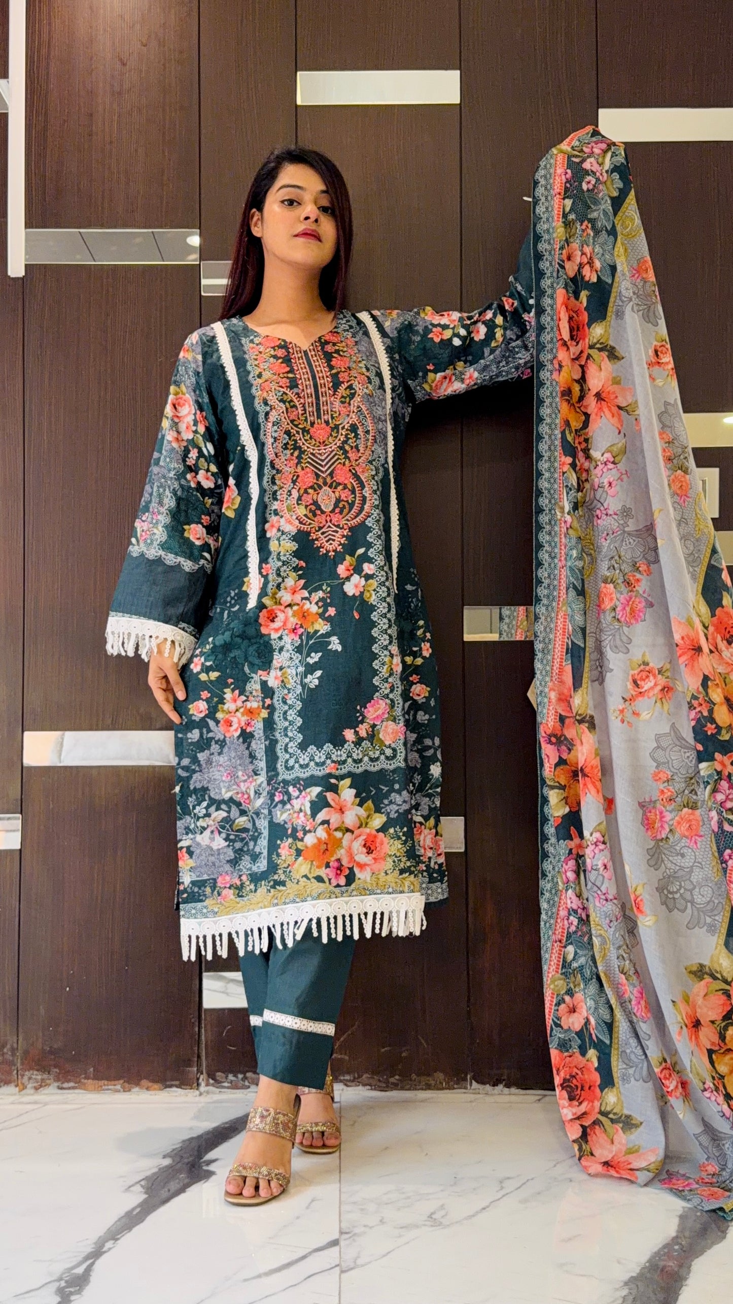 Raunak-e-Ramadan Pakistani Lawn Set 22