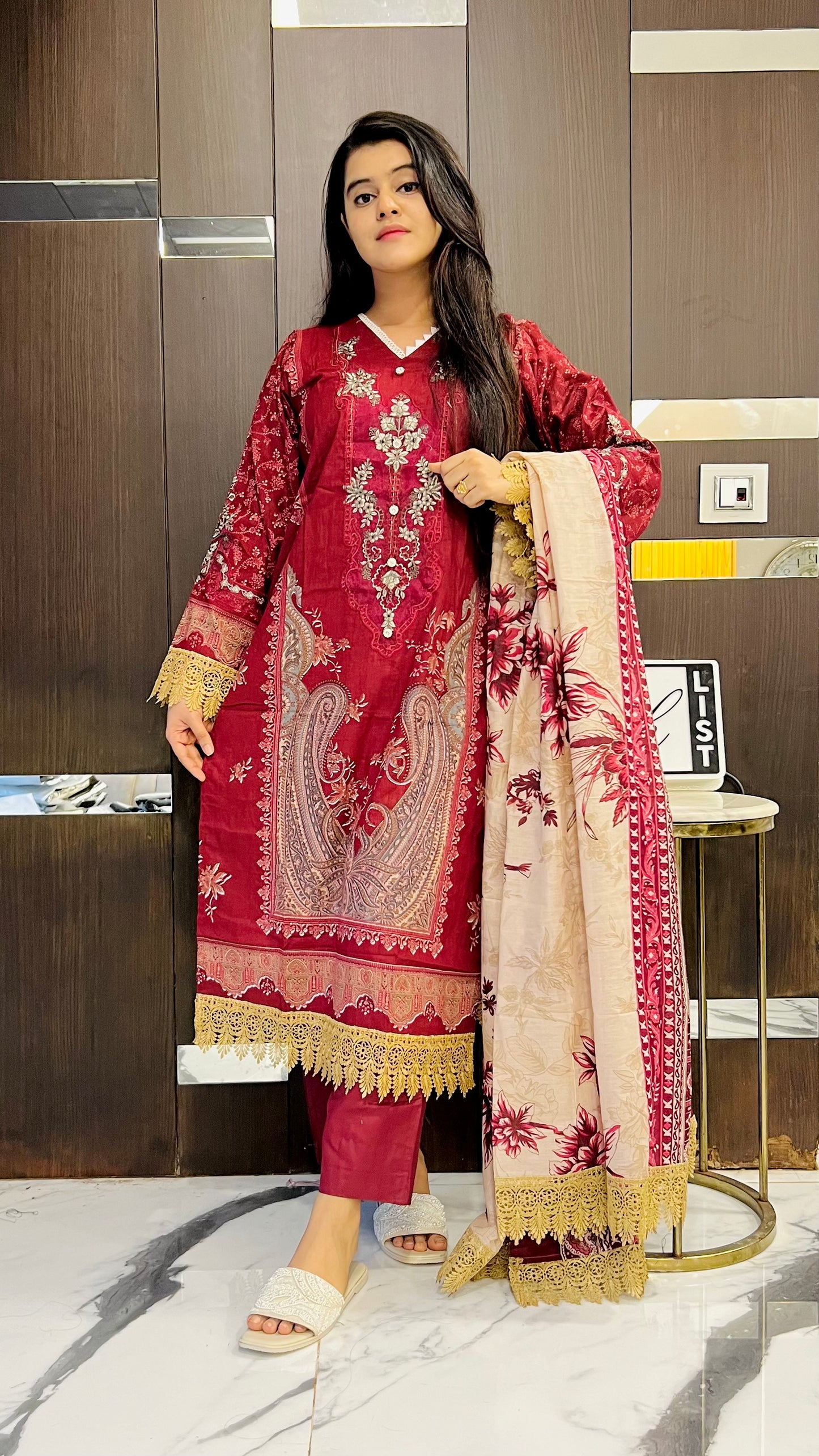 Pakistani Lawn Set LS 65 (Red)