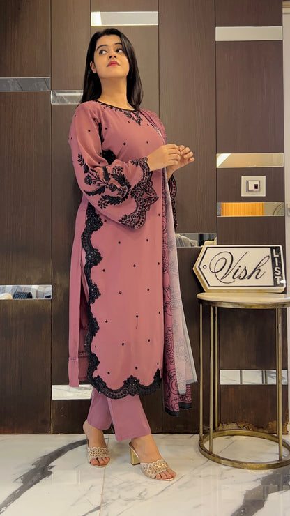Zoya Semi-Formal Pakistani Suit 03