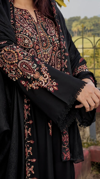 Gulrez Pakistani Suit 01