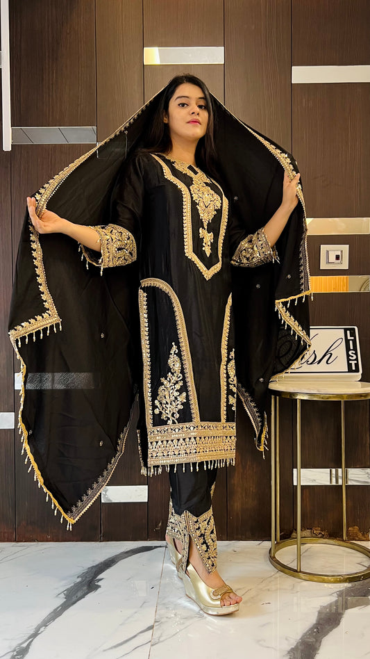 Zaheen Pakistani Chinnon Suit 05