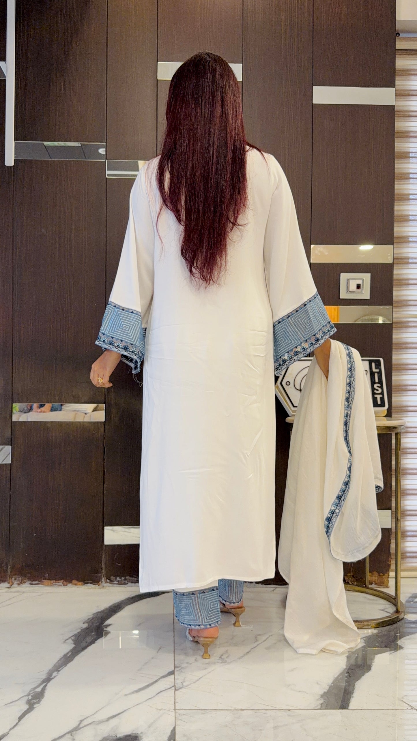 Pari Pakistani Kaftan Set 03