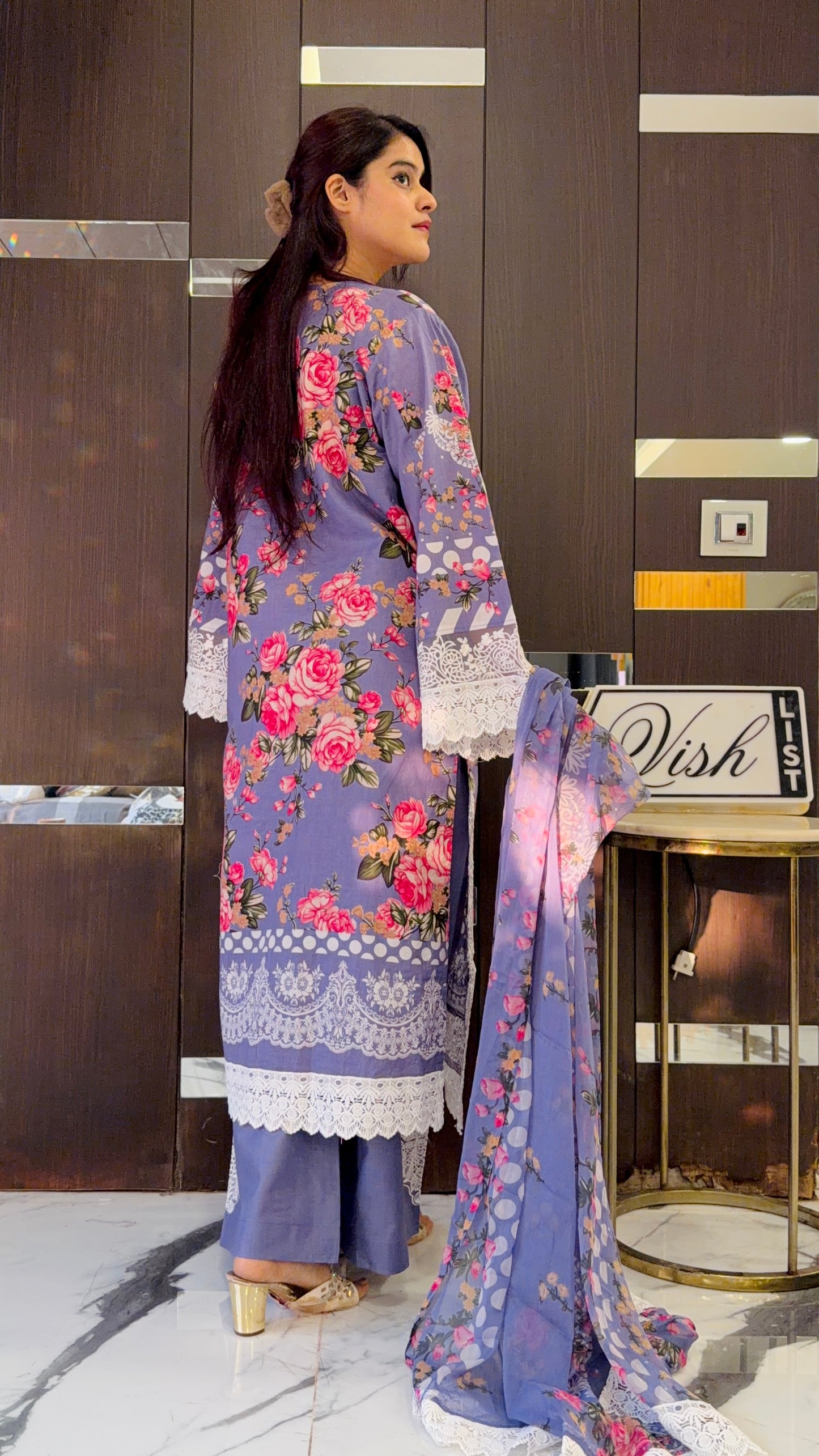 Irha Pakistani Lawn Set 07