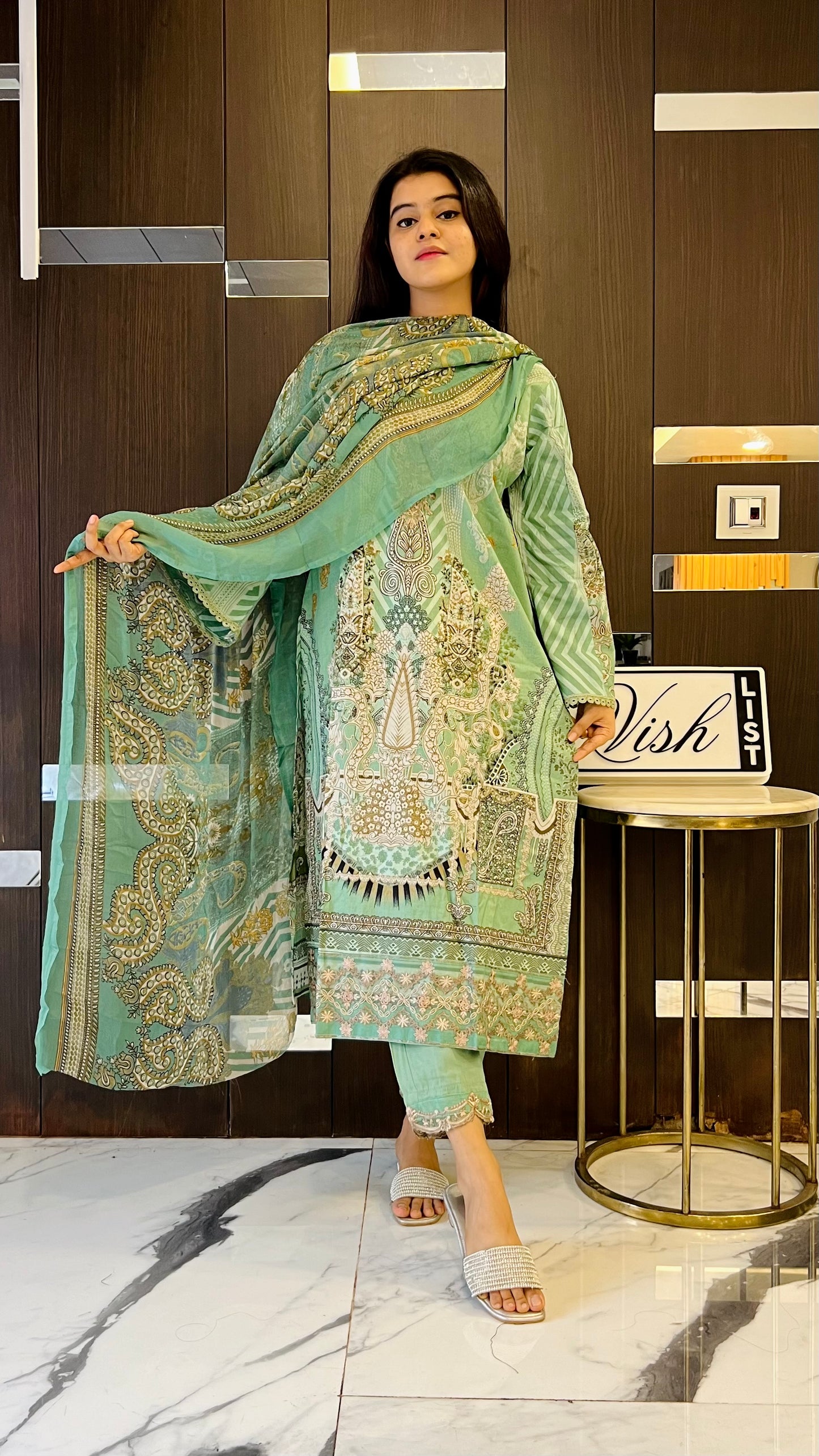 Pakistani Lawn Set LS 55