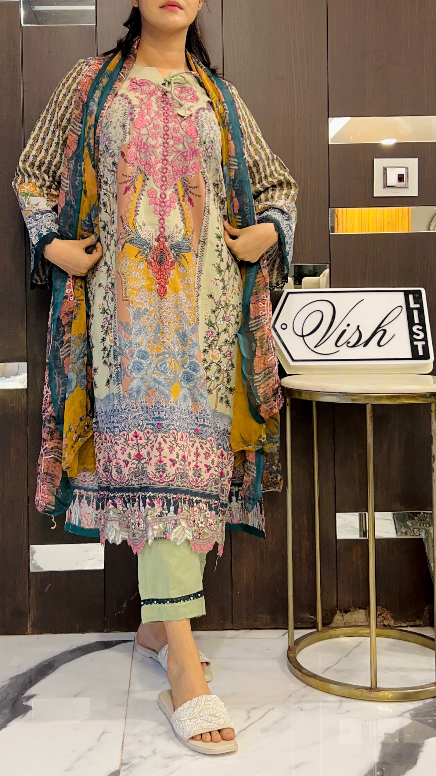 Kiswa Pakistani Lawn Set 02