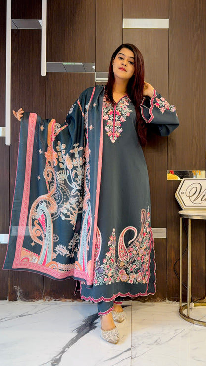 Pari Pakistani Kaftan Set 19