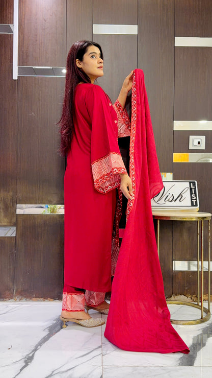 Pari Pakistani Kaftan Set 04