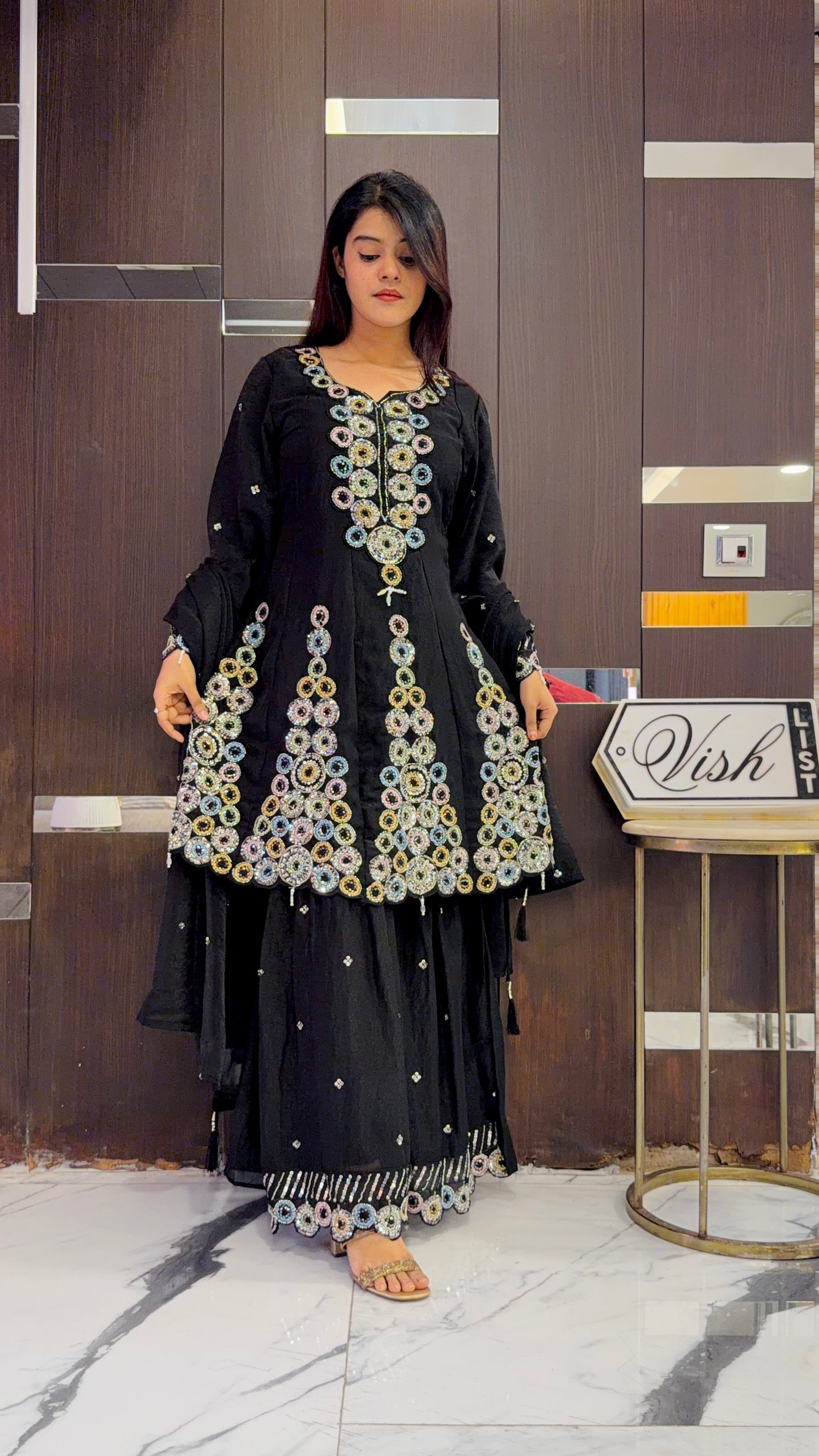 Mariyam Pakistani Formal Set 16