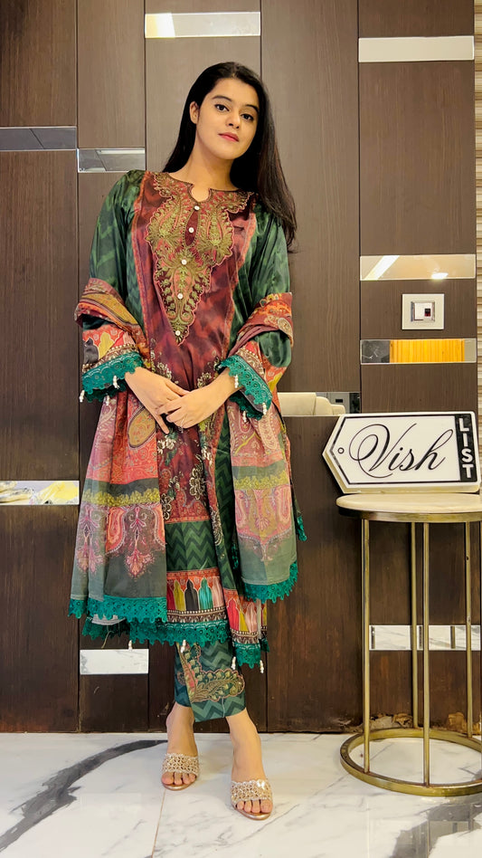 Mahira Pakistani Silk Set 08