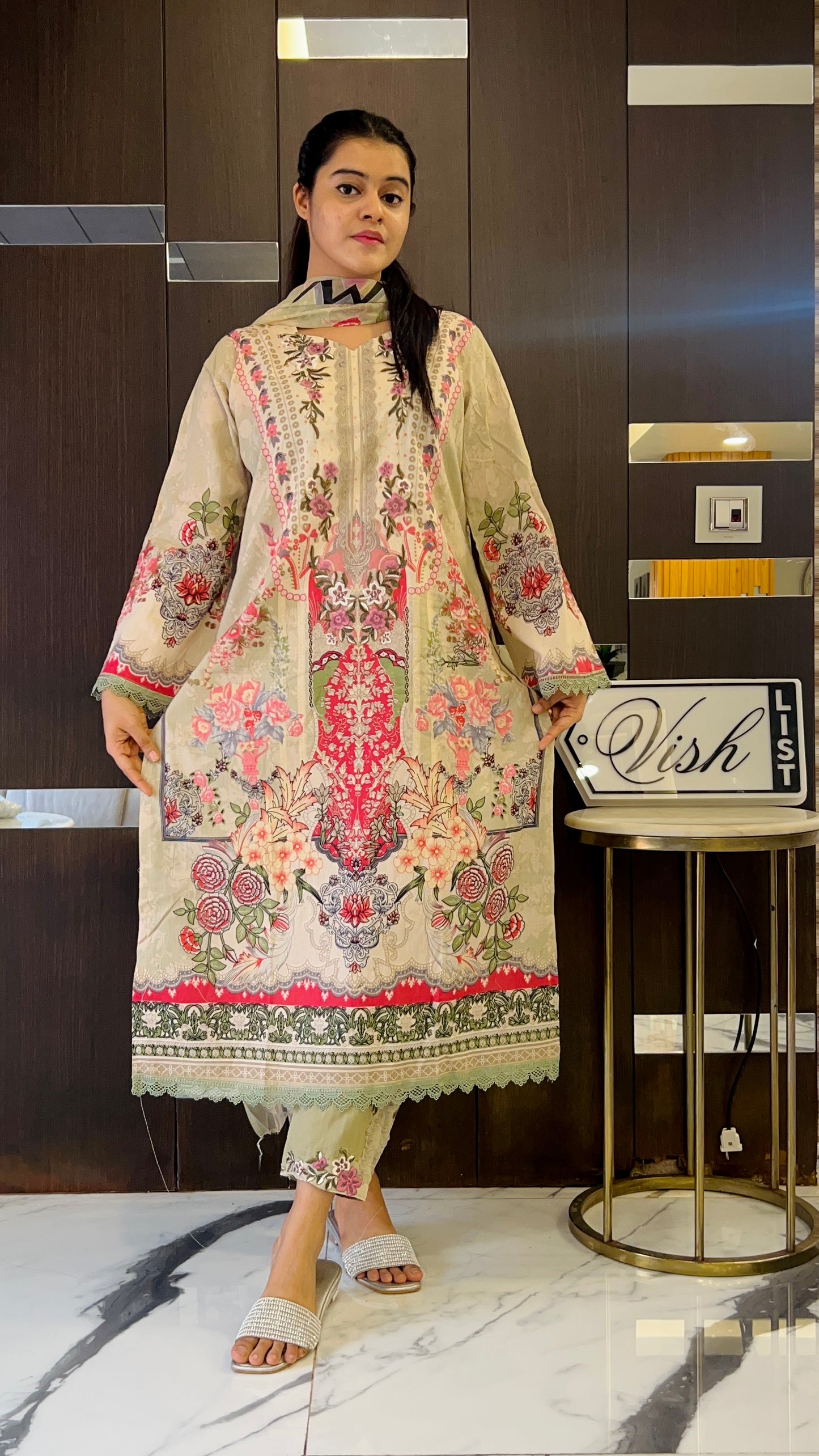 Pakistani Lawn Set LS 47