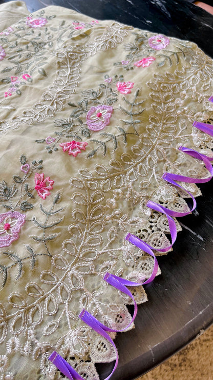 Hania Pakistani Luxe Lawn Set 05