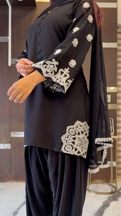 Heena Pakistani Farshi Salwar Set 09