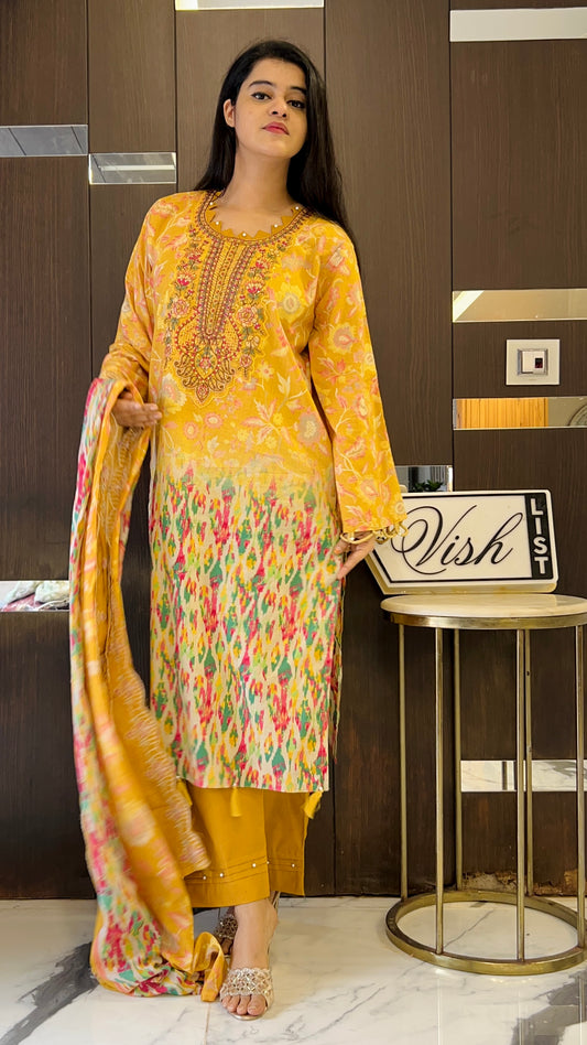 Nida Pakistani Lawn Set 18