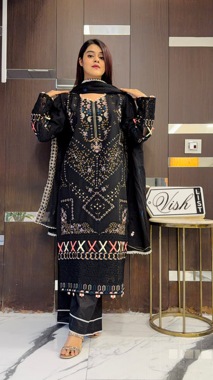 Yalina Pakistani Luxe Lawn Set 01