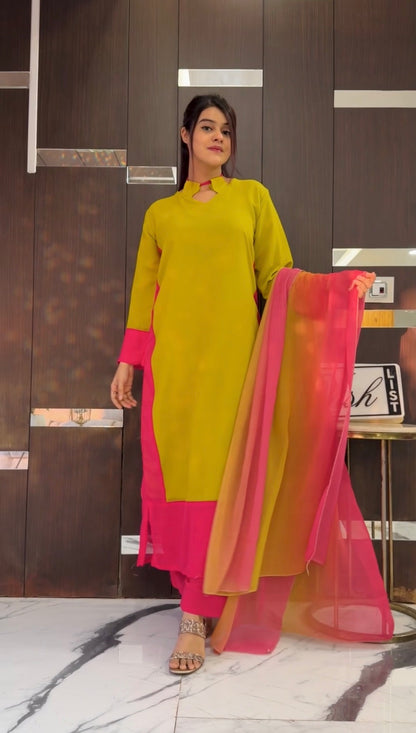 Dureshehwar Pakistani Suit 01