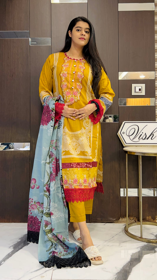 Zeenat Pakistani Lawn Suit 05