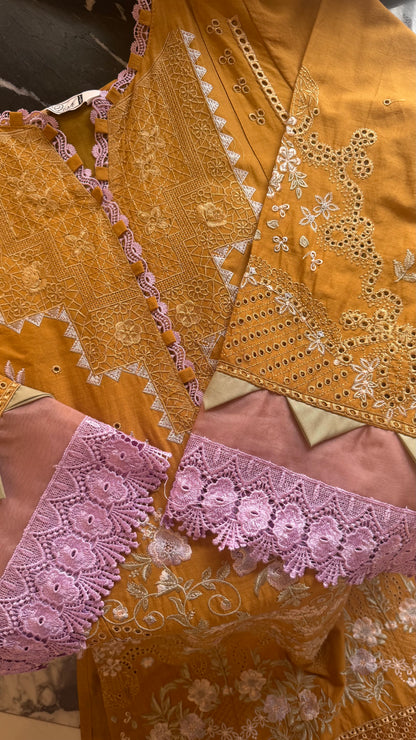 Raha Pakistani Luxe Lawn Set 10