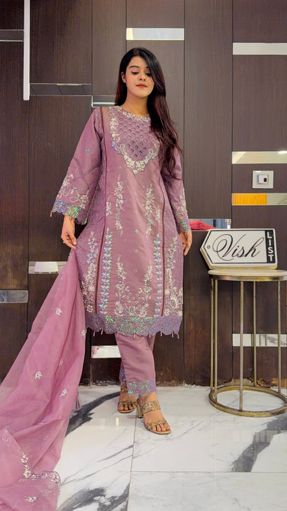 Mariyam Pakistani Formal Set 06