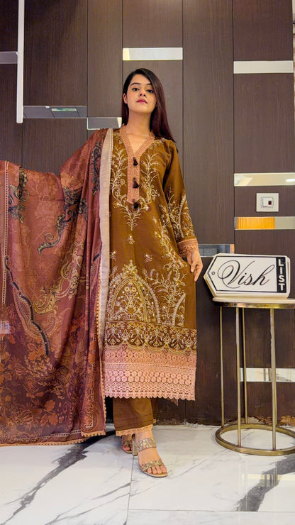 Dananeer Pakistani Luxe Lawn Set 09