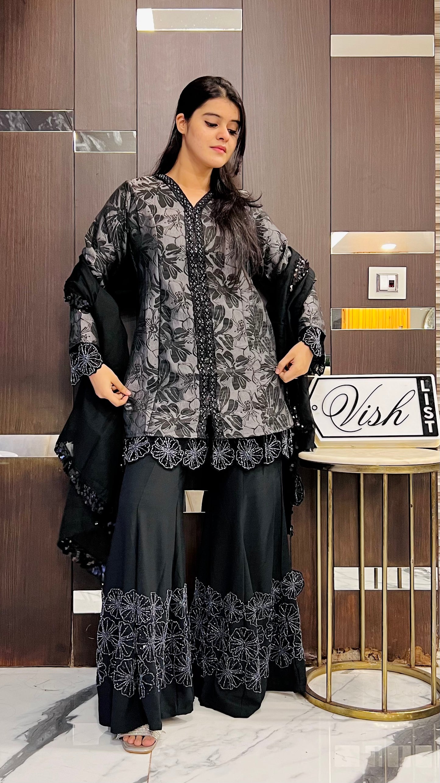 Zehra Luxe Gharara Set 02 (Grey)