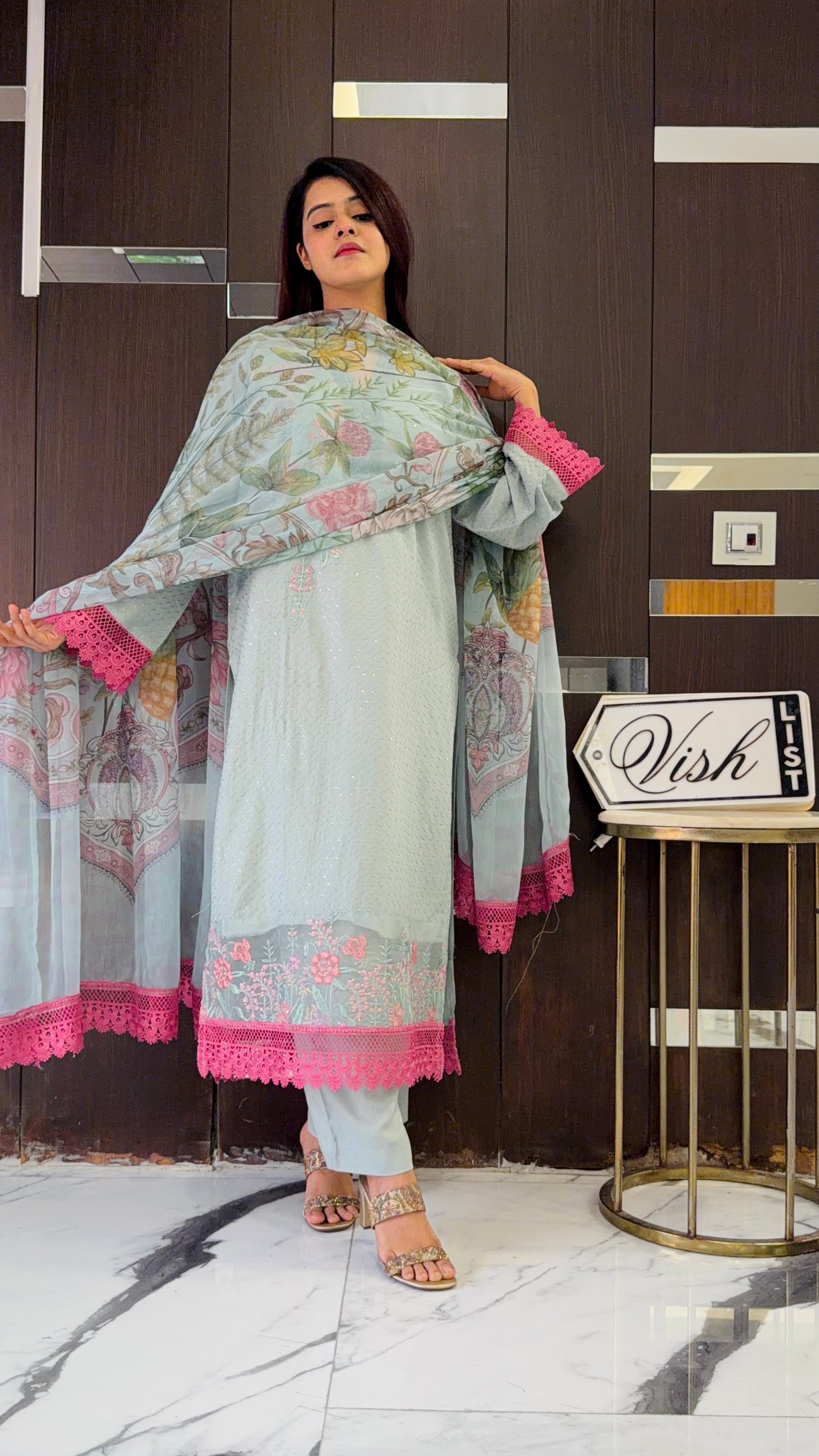 Jazmin Pakistani Luxe Lawn Set 01