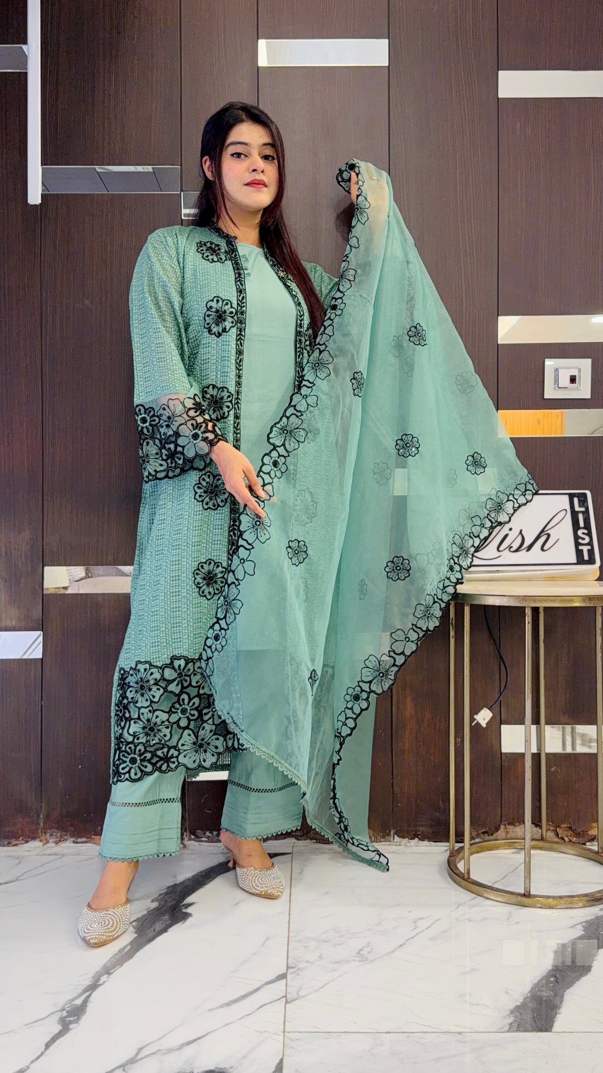 Nazneen Pakistani Formal Set 07