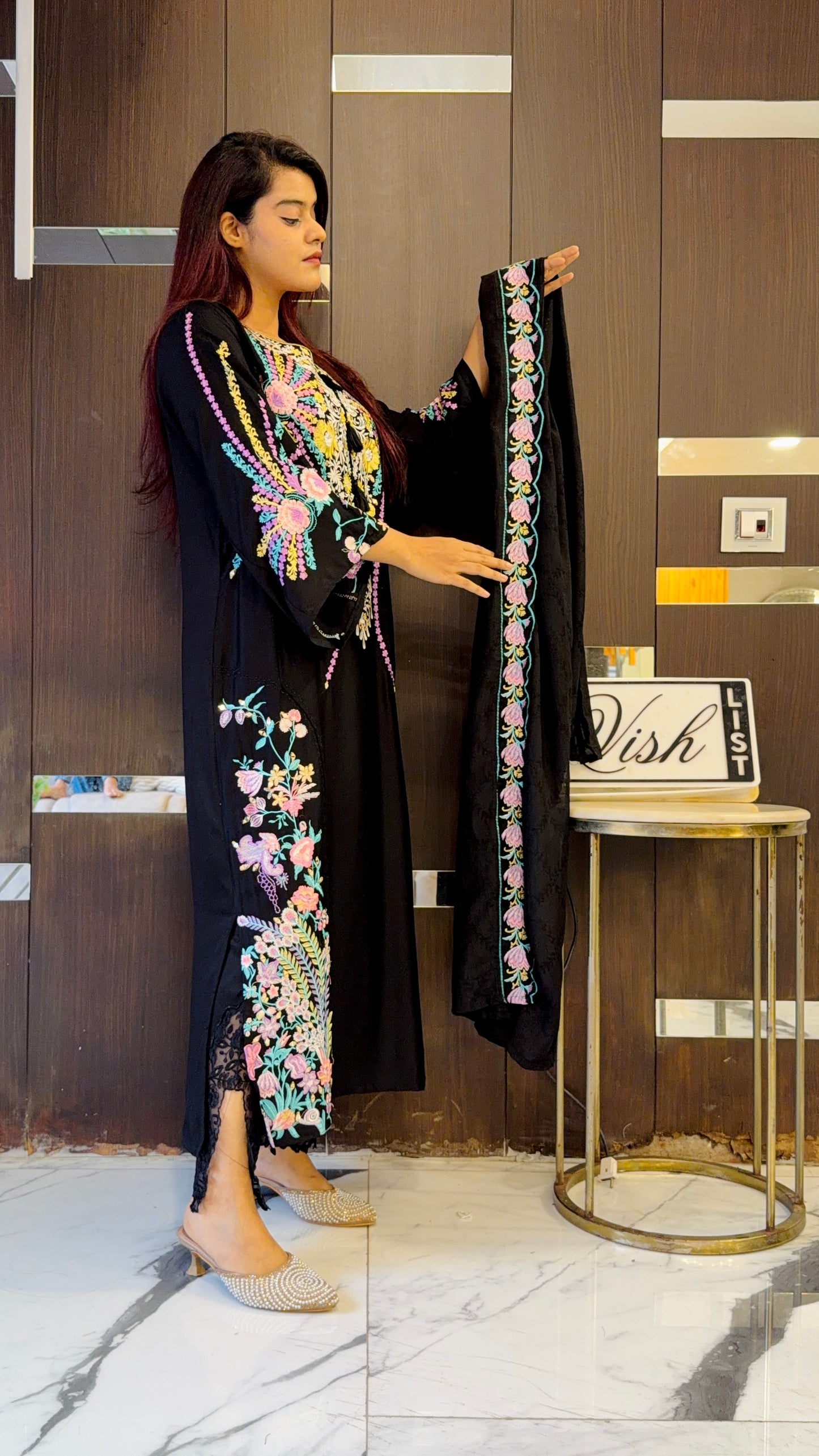 Pari Pakistani Kaftan Set 02