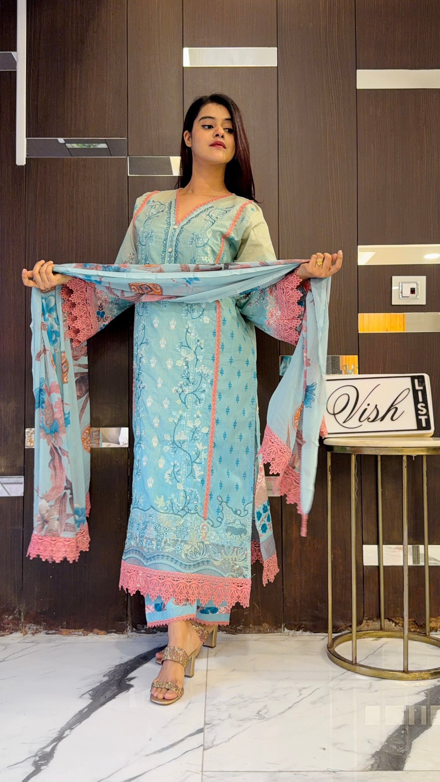 Masoom Pakistani Lawn Set 06