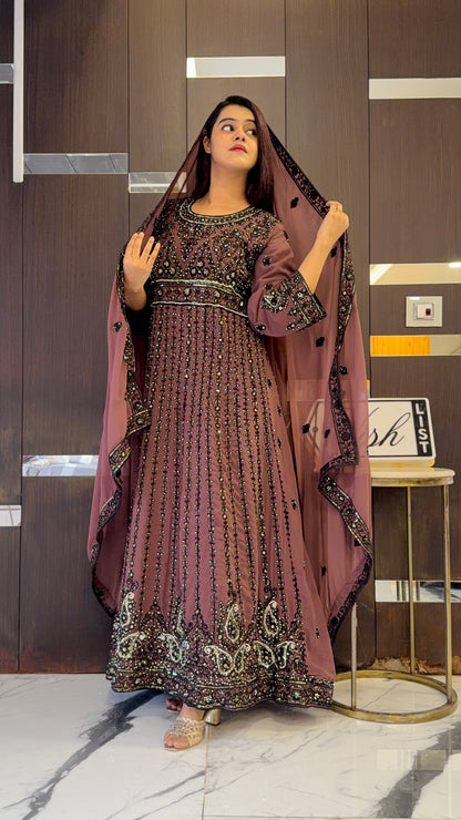 Zafrah Pakistani Formal Gown 02