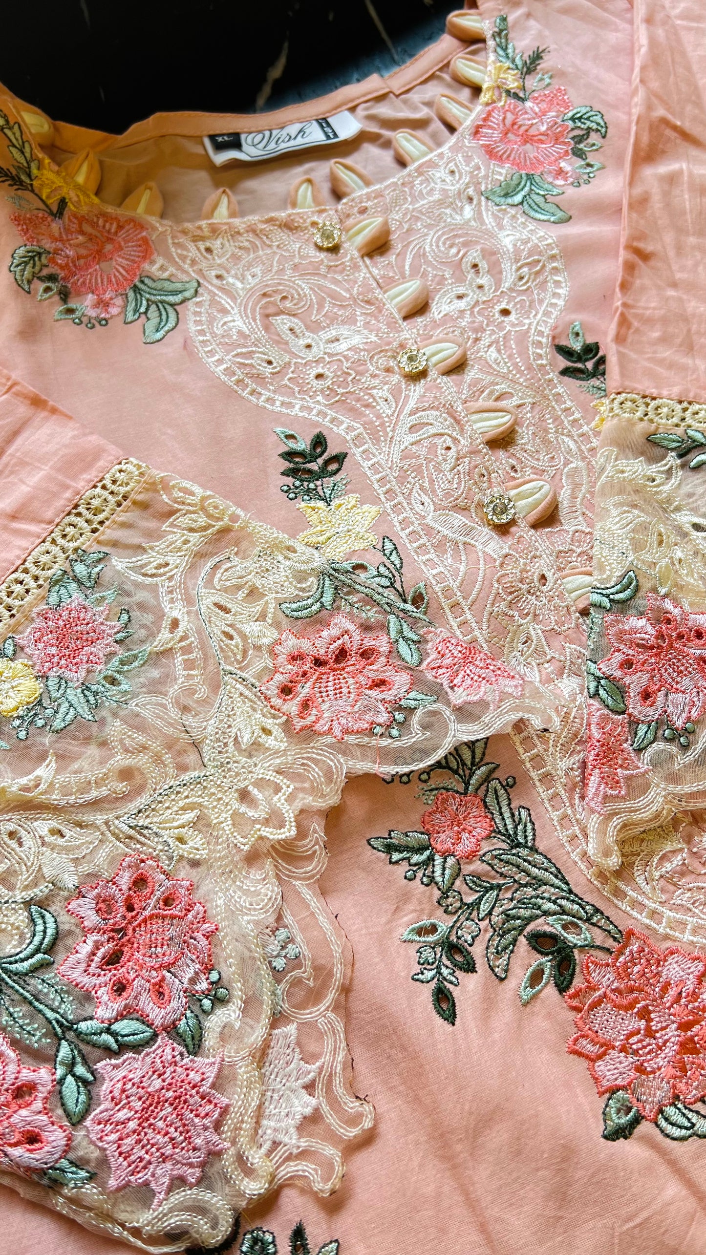 Hania Pakistani Luxe Lawn Set 01