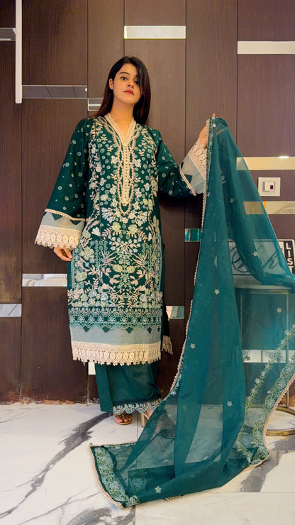 Raha Pakistani Luxe Lawn Set 11