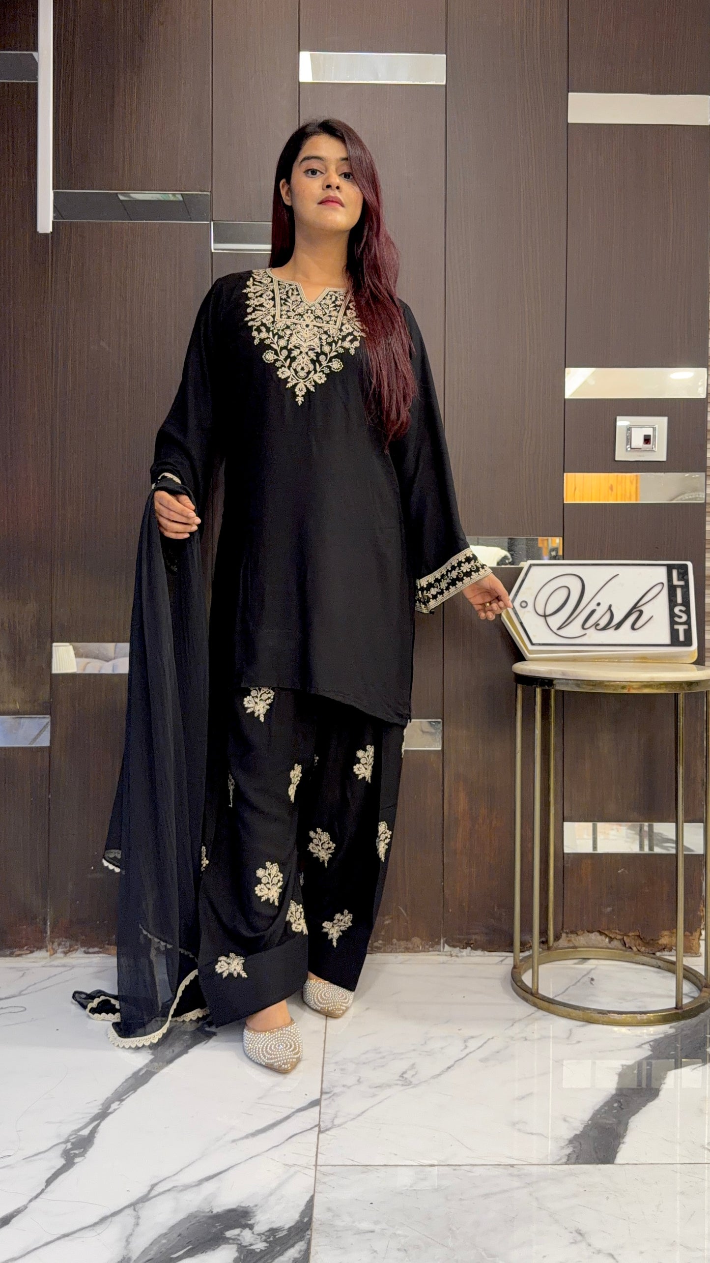 Heena Pakistani Farshi Salwar Set 08