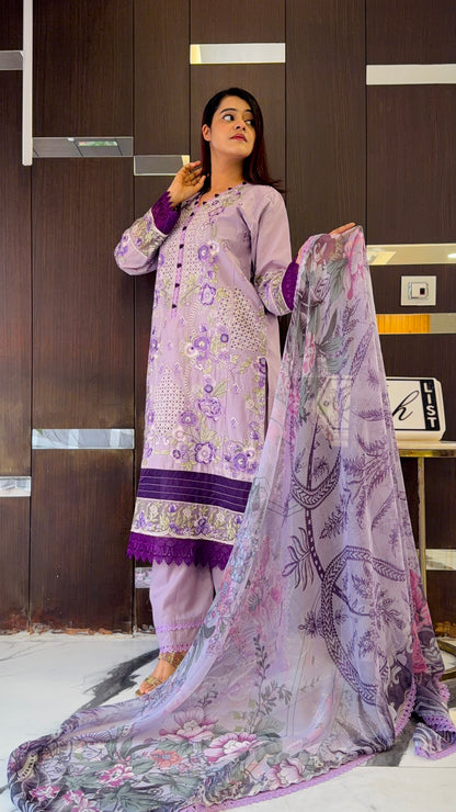 Dananeer Pakistani Luxe Lawn Set 03