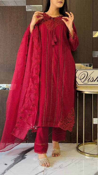 Mahenoor Pakistani Formal Set 01