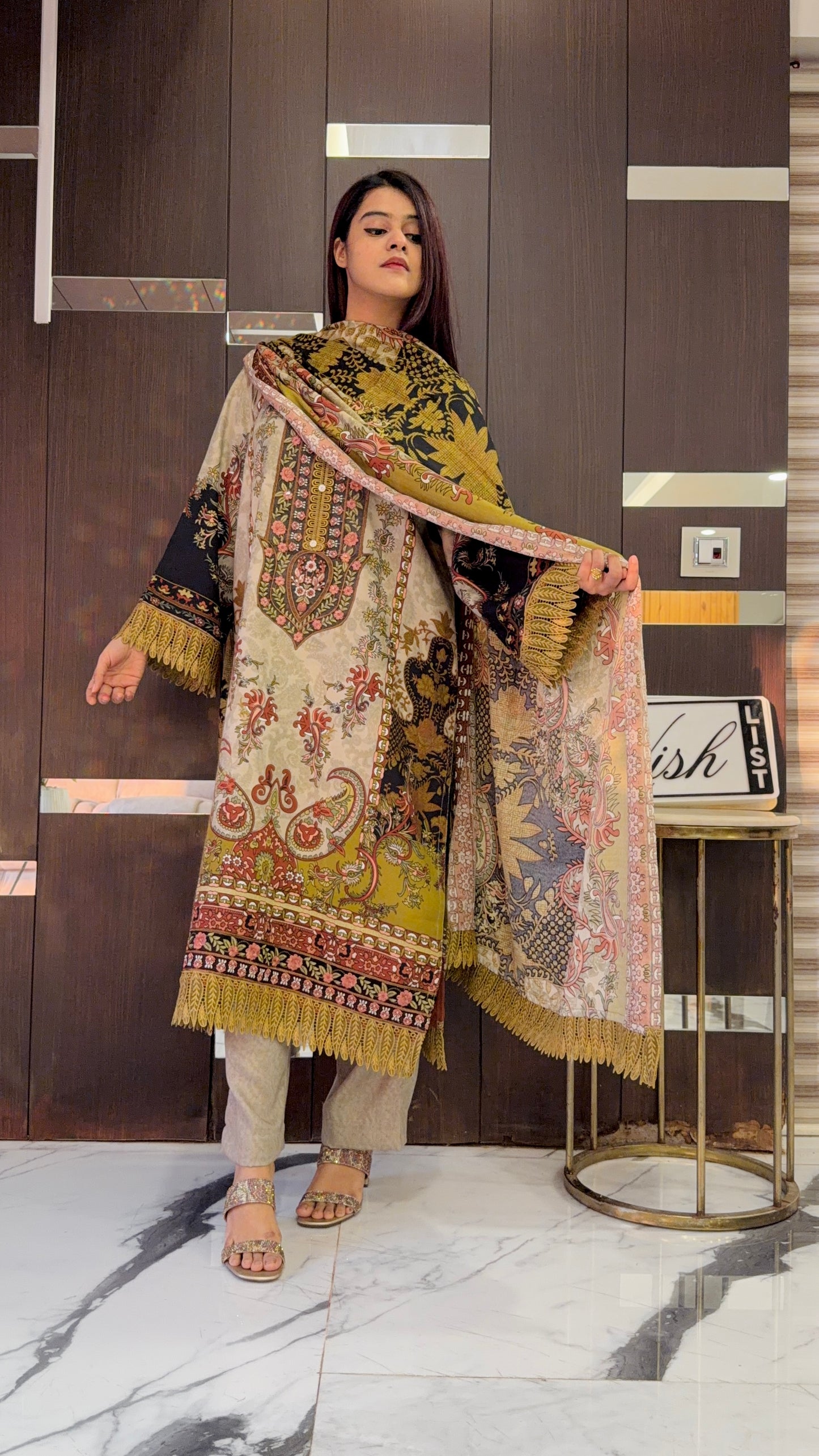 Pashmina Pakistani Suit 02