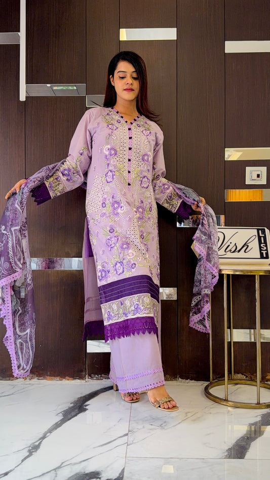 Dananeer Pakistani Luxe Lawn Set 03
