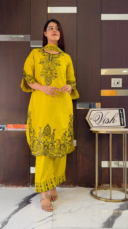 Sadiya Pakistani Formal Set 08
